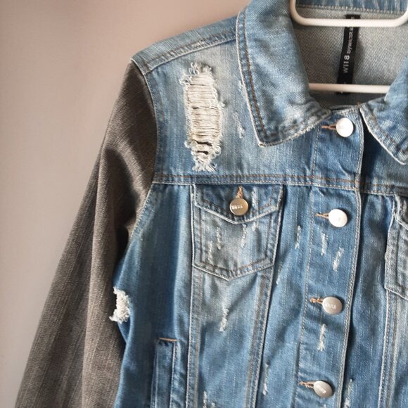 W118 by Walter Baker Distressed Jean Jacket Size Small - Picture 4 of 14